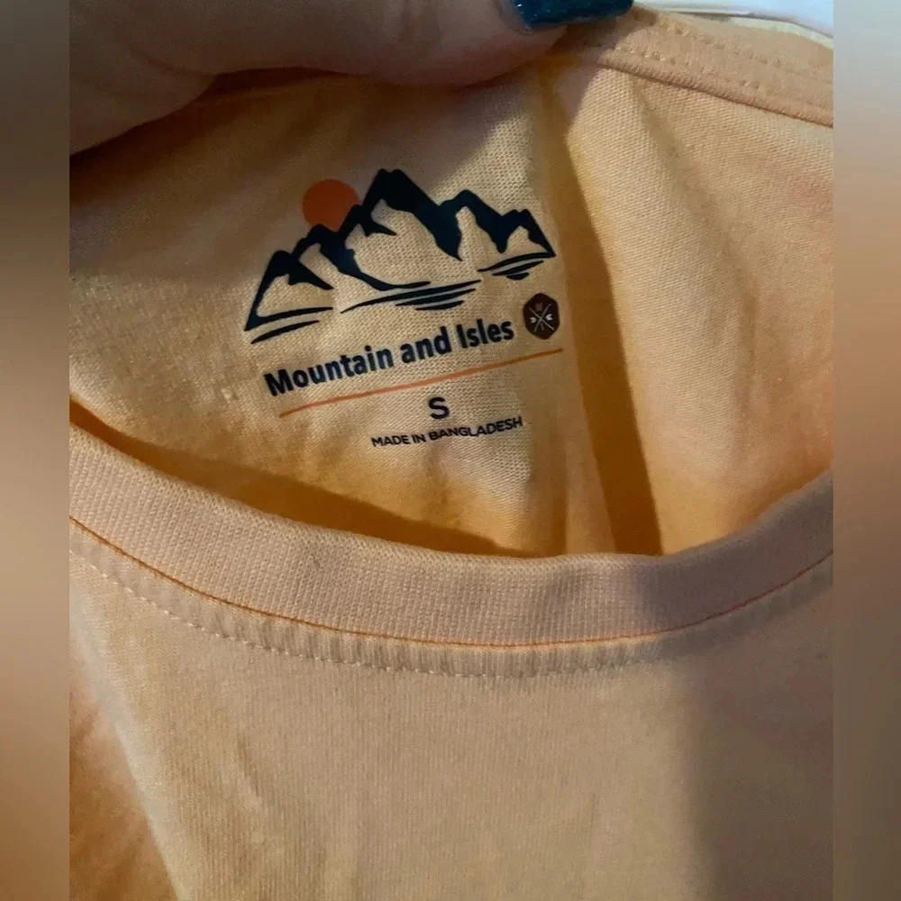 Graphic Tee - Picture 4 of 6